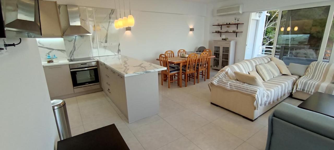 Atlas By Sea Apartment Loutraki  Ngoại thất bức ảnh
